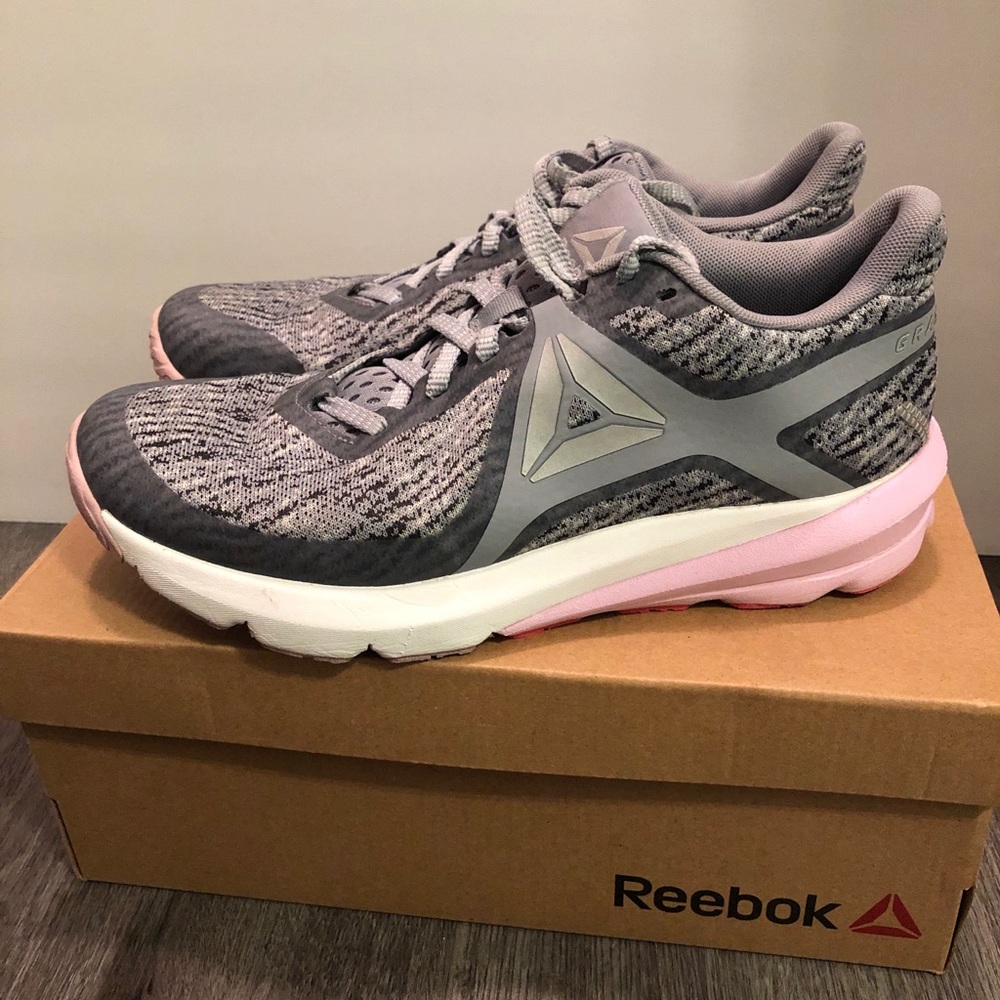 SOLD Reebok Grasse Road Sneaker - Picture 1 of 11